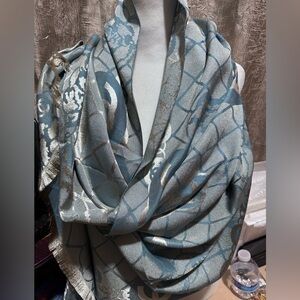 Elegant Blue and gold soft  scarf